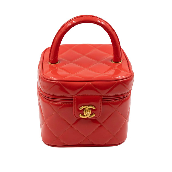 Chanel Vintage Travel Vanity Bag in Black Lambskin 24K GHW – Brands Lover