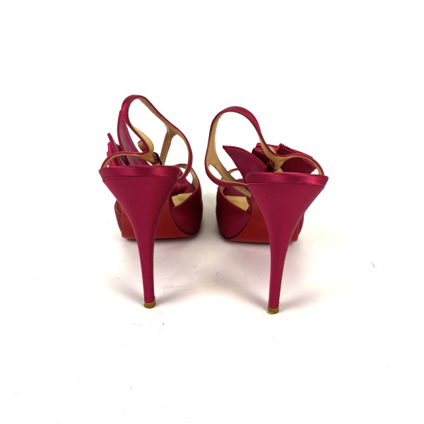 Christian Louboutin Cloth Peeptoe Pink Heel