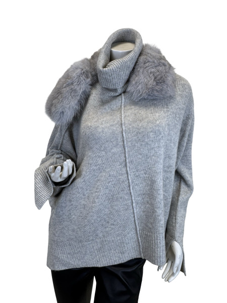 MAX & MOI Cashmere Lounge Set with Fur Collar