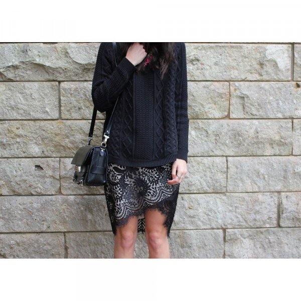 Lover Sara Lace Mini Skirt