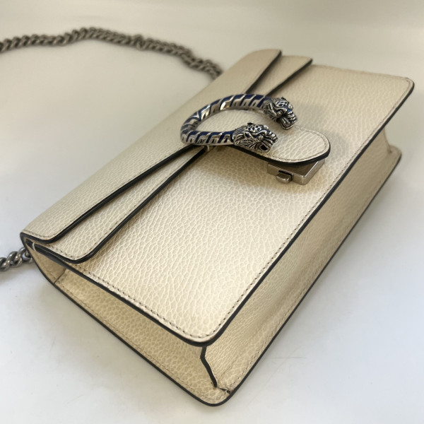 Gucci Dionysus Small Shoulder Bag in White