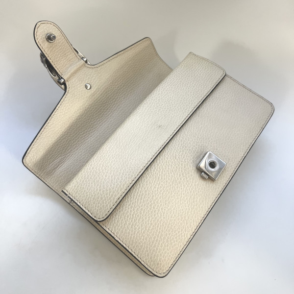 Gucci Dionysus Small Shoulder Bag in White