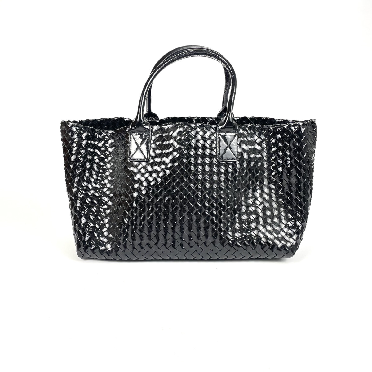 Bottega Veneta Bottega Veneta Tote Bag in Black Intrecciato Patent Leather