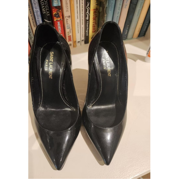 Yves Saint Laurent Patent Logo Heel Pumps