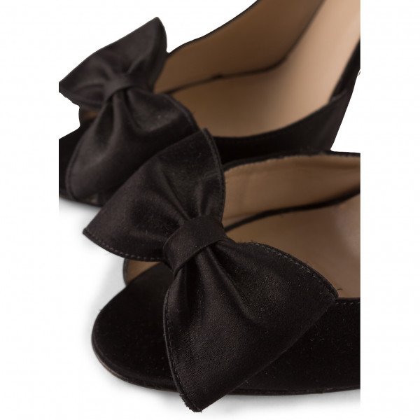 Oscar De La Renta Delin Bow Satin Pumps