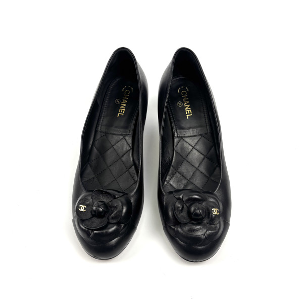 CHANEL Leather Camellia Pumps