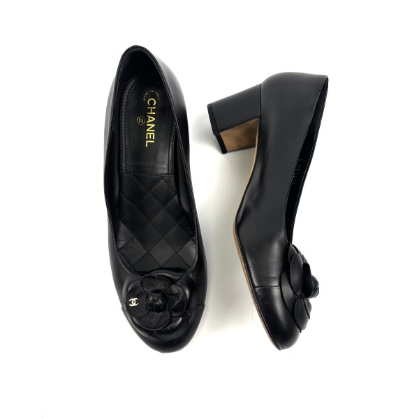 CHANEL Leather Camellia Pumps