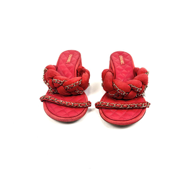 CHANEL Quilted Braided Slide Sandals with Chain Detail