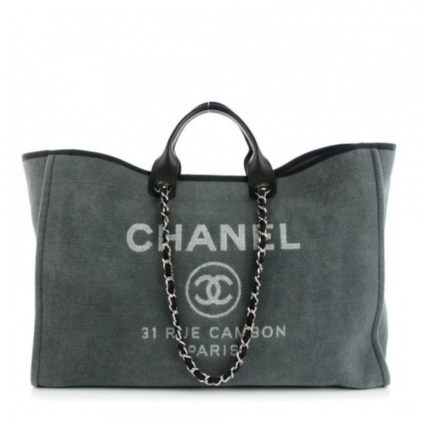 chanel purse with chain strap