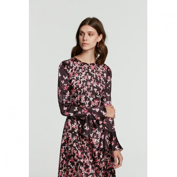 Beulah Yhavi Romantic Floral Satin Midi Dress