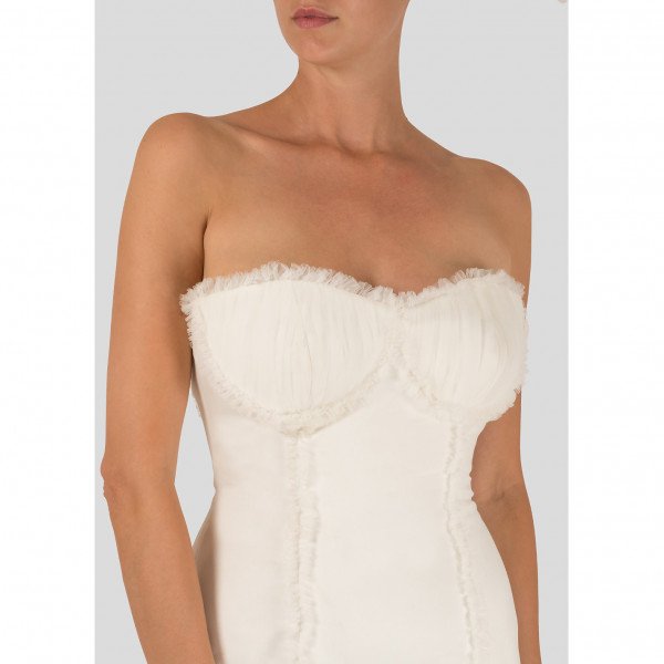 Vicky M. Berrocal Flamenco-Inspired Wedding Dress