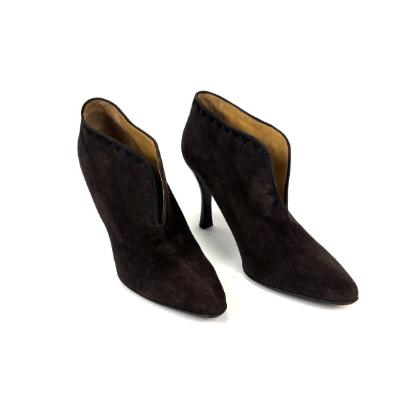 HERMÈS Chocolate Suede Rumba Ankle Boots