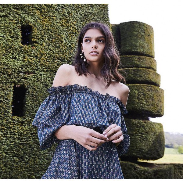 Beulah Ridhi Micro-Geo Off-The-Shoulder Top