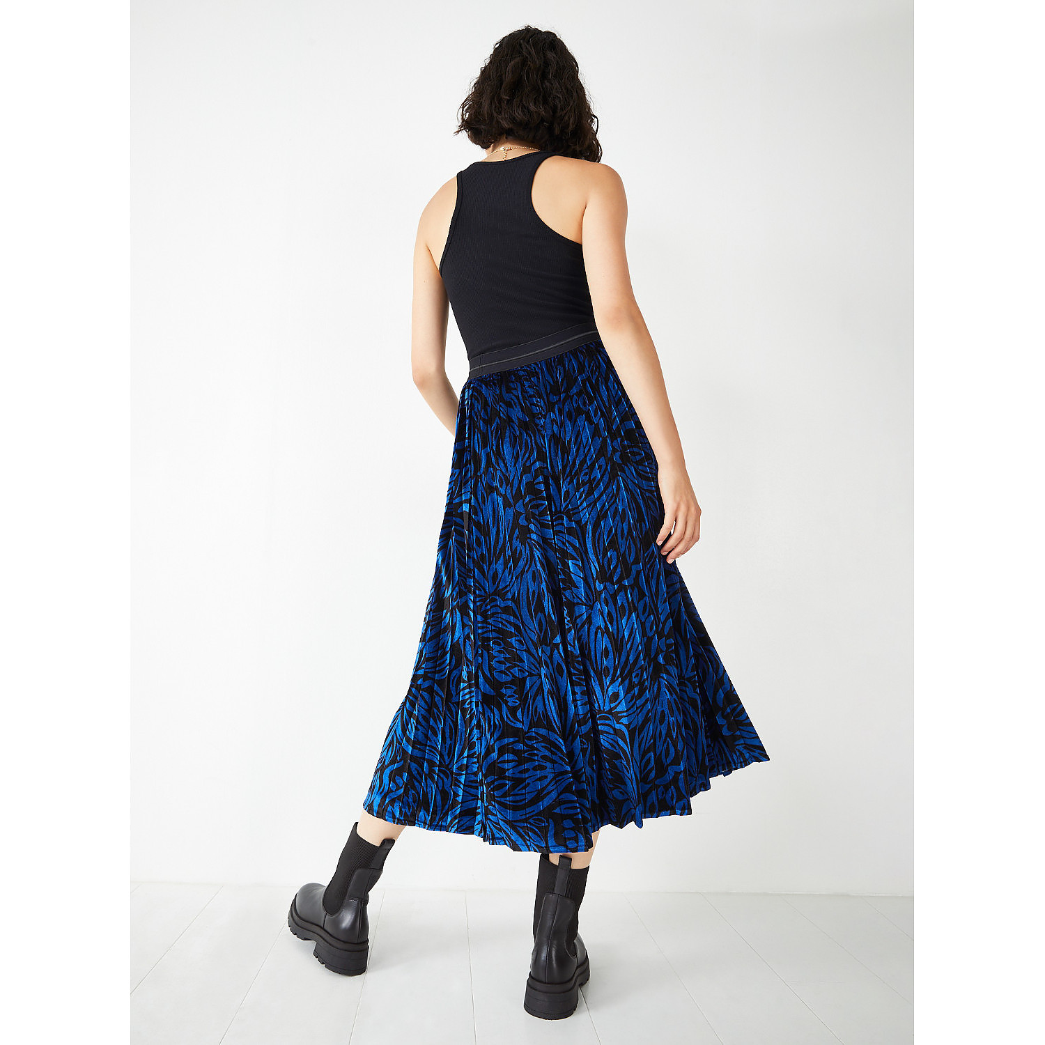 Hush Thea Pleated Velour Skirt