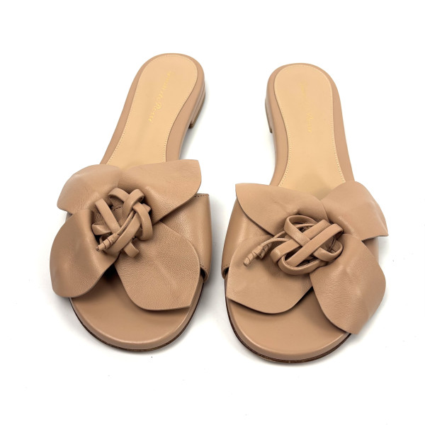 GIANVITO ROSSI Nude Leather Floral Slide Sandals
