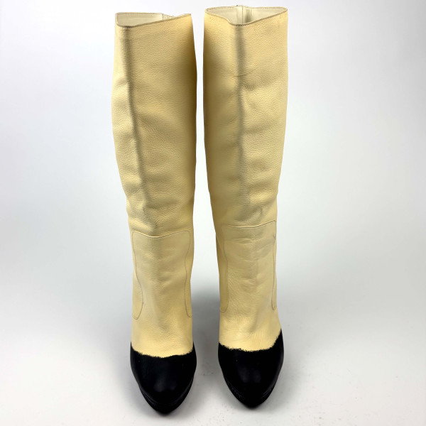 CHANEL Blizzard Heeled Boots
