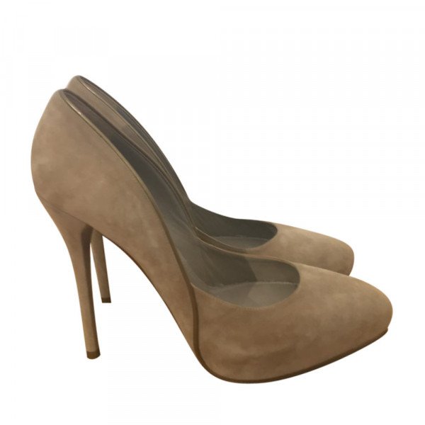 Ralph Lauren Suede Leather-Detail Platform Pumps