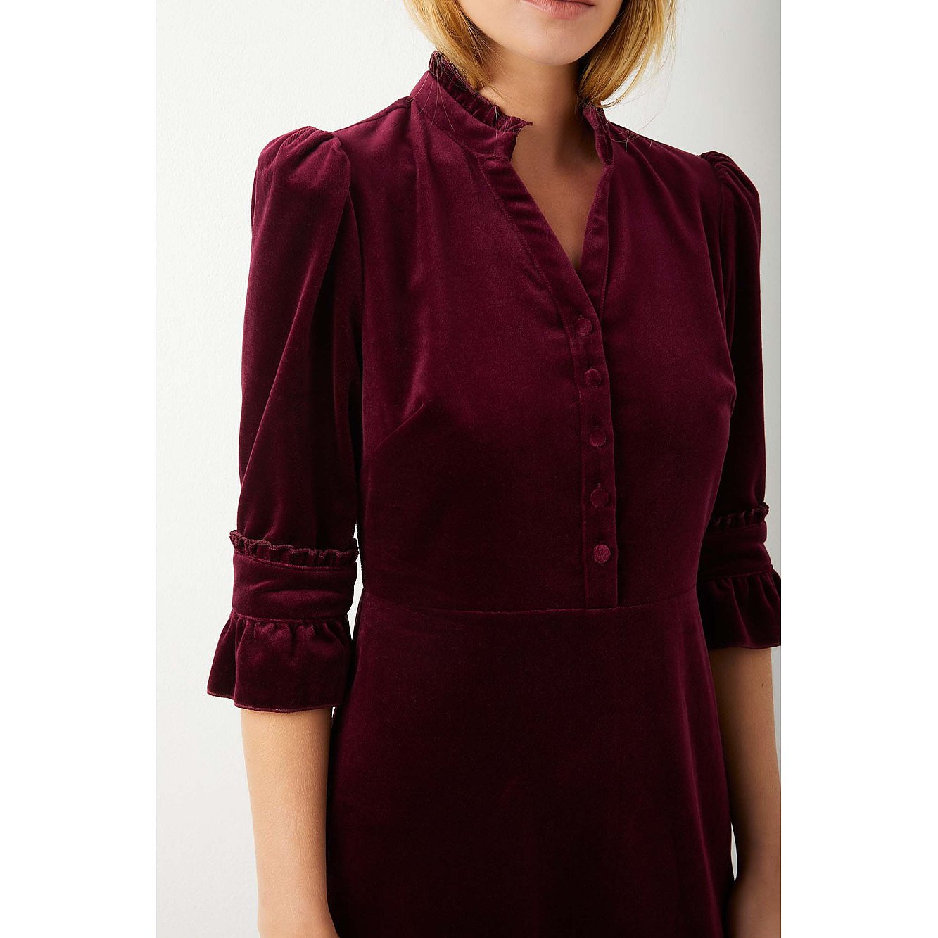 Wyse London Isobel Velvet Dress In Cranberry