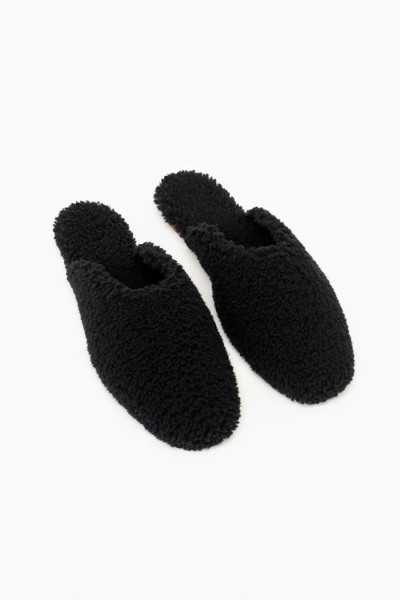 Sleeper Shearling Slippers in Black