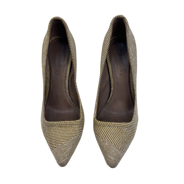 Burberry Burberry Prorsum Pumps with Snake Skin Wedge