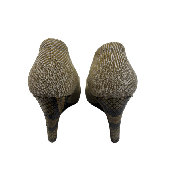 Burberry Burberry Prorsum Pumps with Snake Skin Wedge