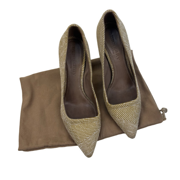 Burberry Burberry Prorsum Pumps with Snake Skin Wedge