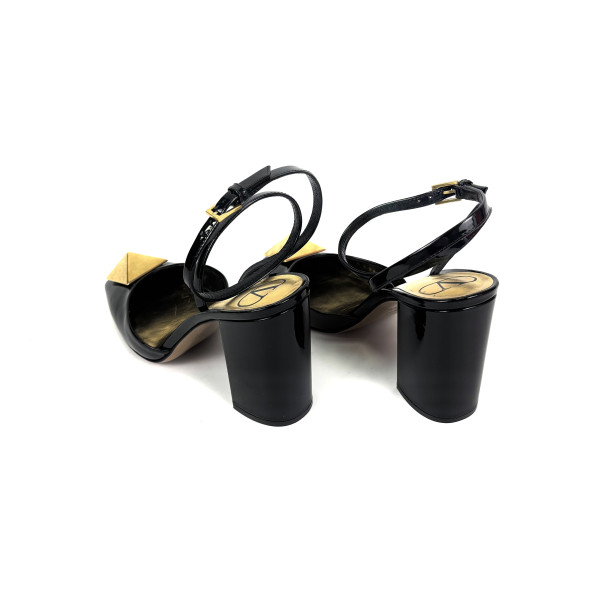 Valentino One Stud patent-leather pumps