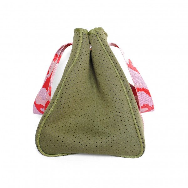 The Skargard Company Malma Bag With Pink Camo