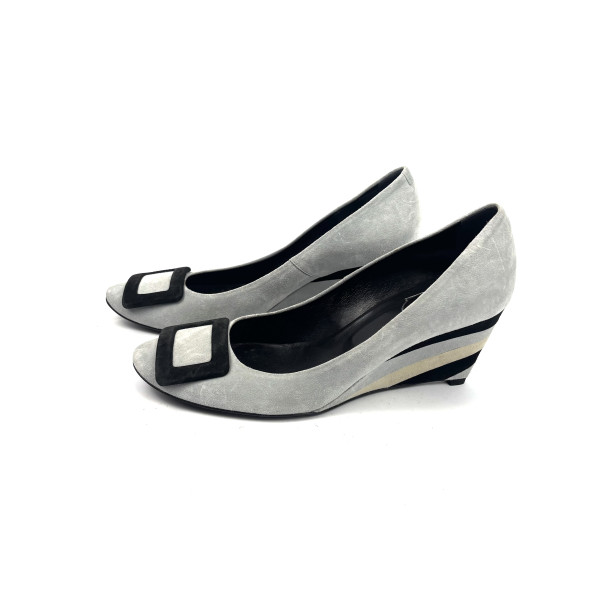 Roger Vivier Grey Suede Buckle Wedge Heels
