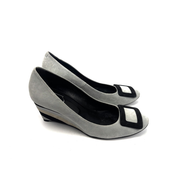 Roger Vivier Grey Suede Buckle Wedge Heels