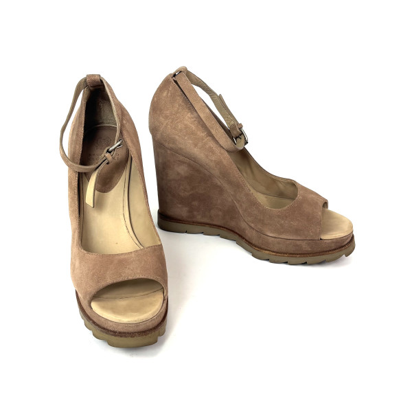 Brunello Cucinelli Brunello Cucinelli Brown Suede Ankle-Strap Wedges