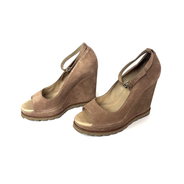 Brunello Cucinelli Brunello Cucinelli Brown Suede Ankle-Strap Wedges