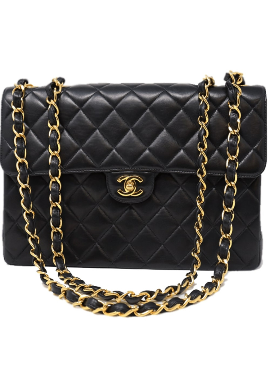 CHANEL Classic Chanel Jumbo Flap