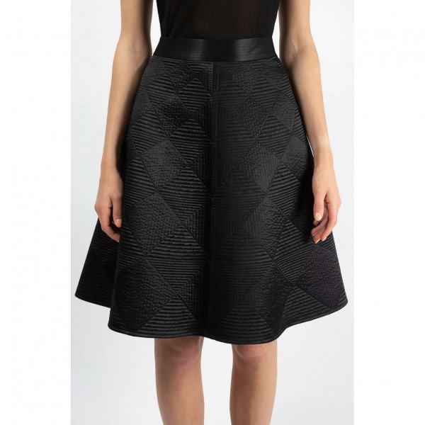 Diamond patterned clearance skirt