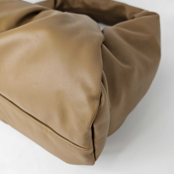 Bottega Veneta Medium Shoulder Pouch Leather Bag in Moutarde