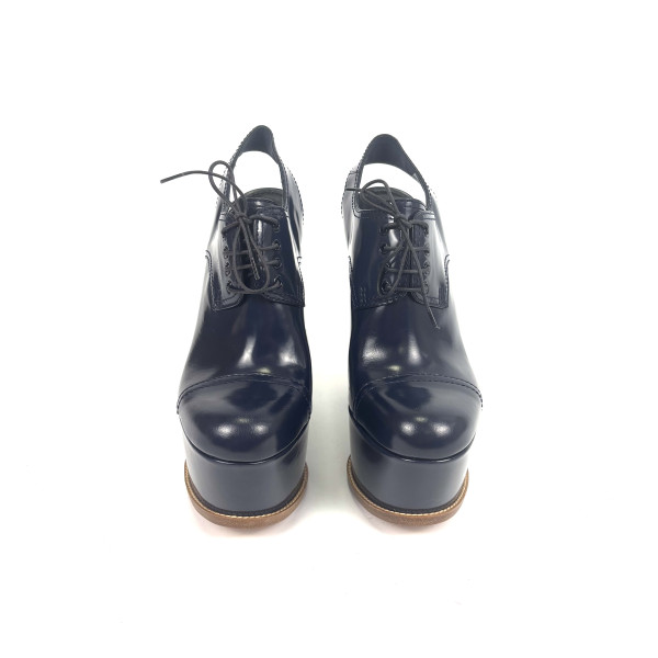 Louis Vuitton LOUIS VUITTON Blue Glossed Leather Louisiana Platform Slingback Heels
