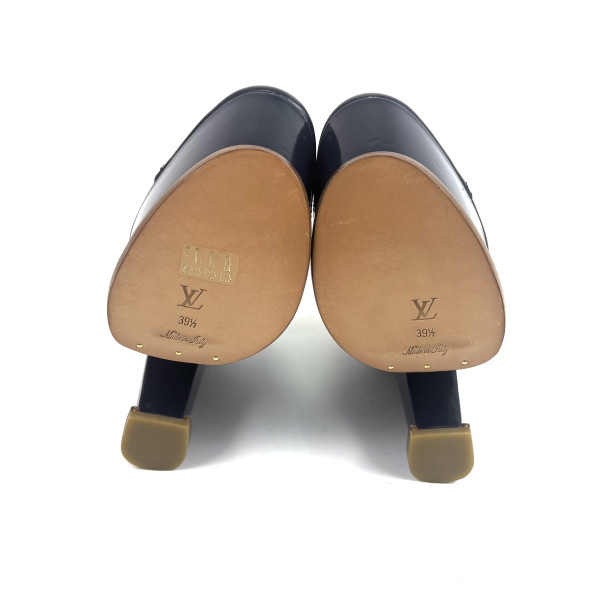 Louis Vuitton LOUIS VUITTON Blue Glossed Leather Louisiana Platform Slingback Heels