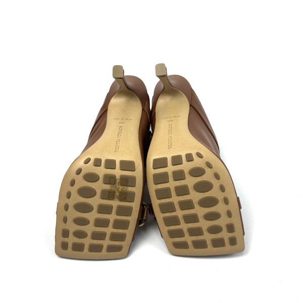 Bottega Veneta Stretch Buckle Mule Sandal