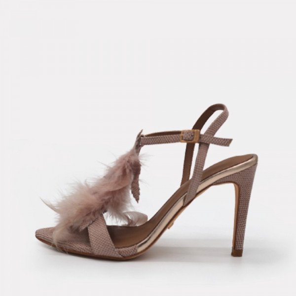 Blondish Feather Dream Sandals