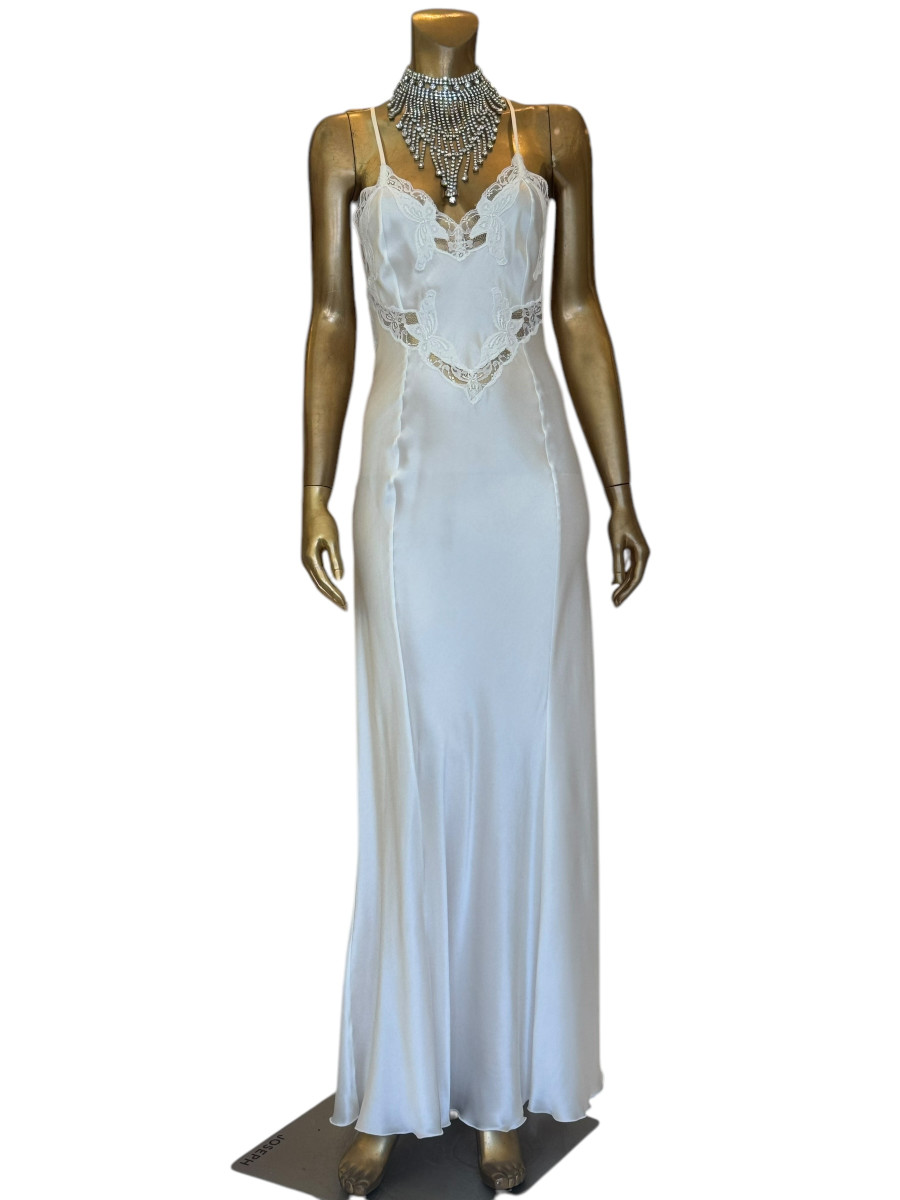 Vintage Anonymous beauty white ruffle back Dress