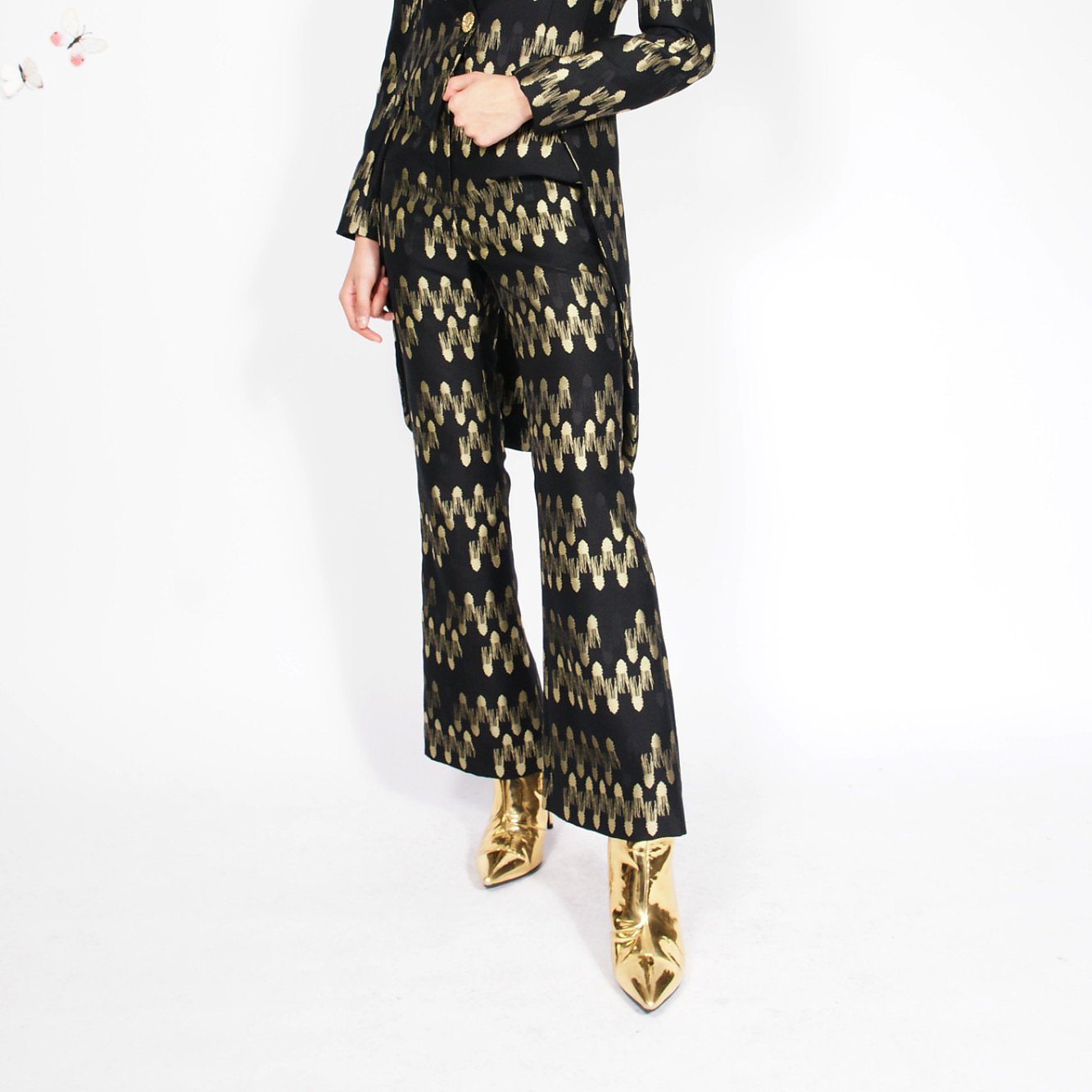 Syra J Flared Trousers With Abstract Print