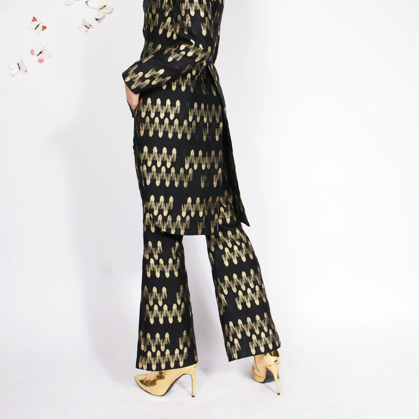 Syra J Flared Trousers With Abstract Print