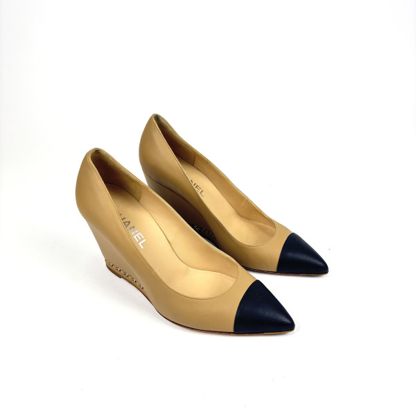 CHANEL Leather Wedge Pumps with Chain Detail