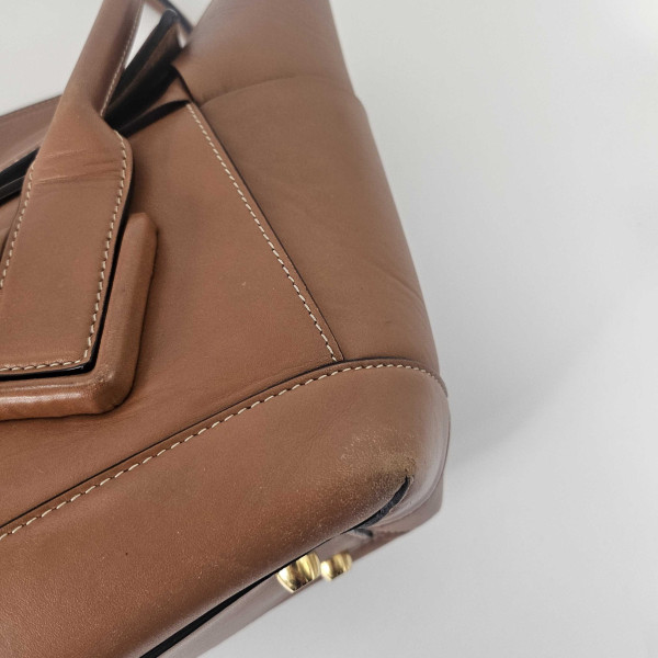 Bottega Veneta Arco Large Intrecciato Leather Tote Bag in Wood