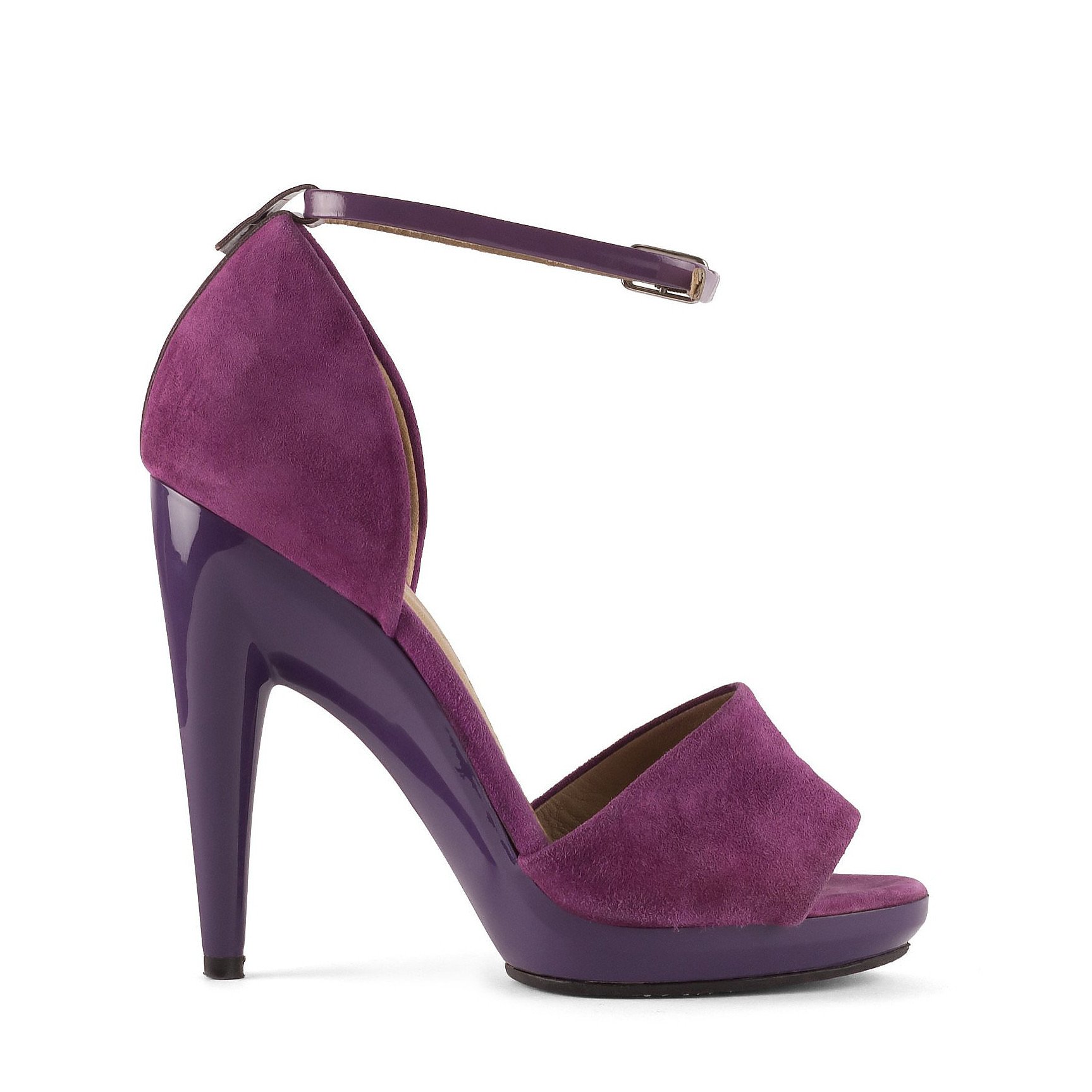 Chloé Suede Sandals With Lacquered Heel