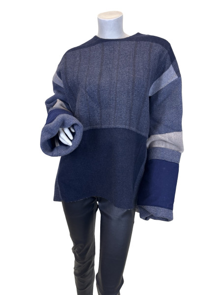CÉLINE Oversized Cashmere Blue Block Heavyweight Long Sleeve