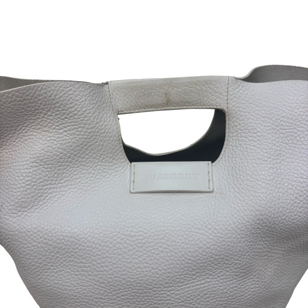 Burberry Leather Bucket Bag in Optic White