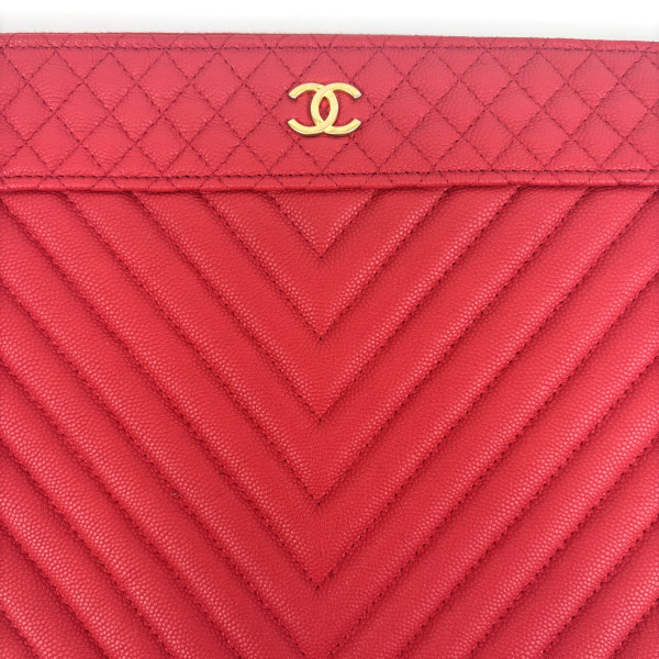 CHANEL Quilted Raspberry Pink Pouch