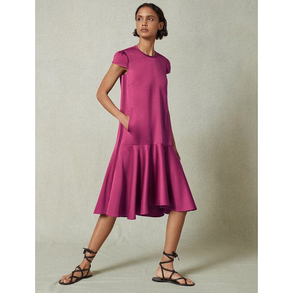 Place to hem dress near me hot sale