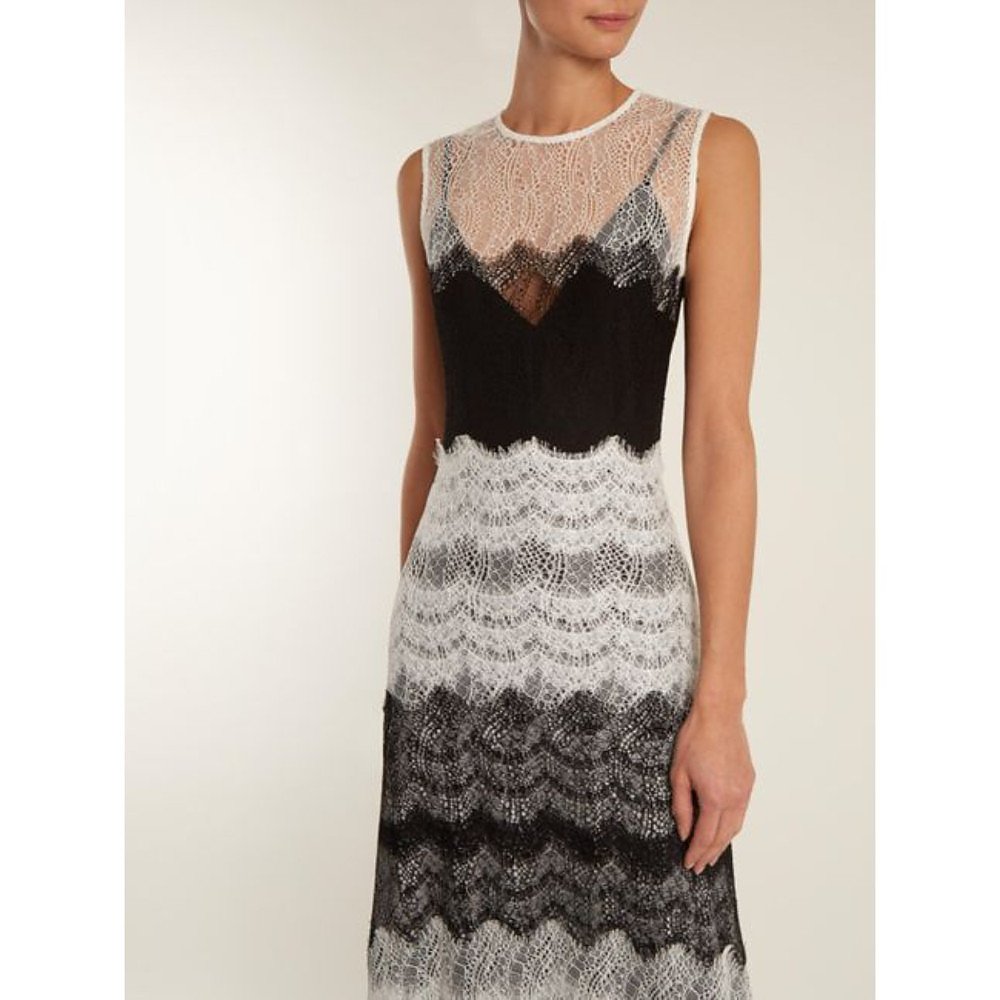 Emilio De La Morena Detachable-Sleeve Bi-Colour Lace Gown